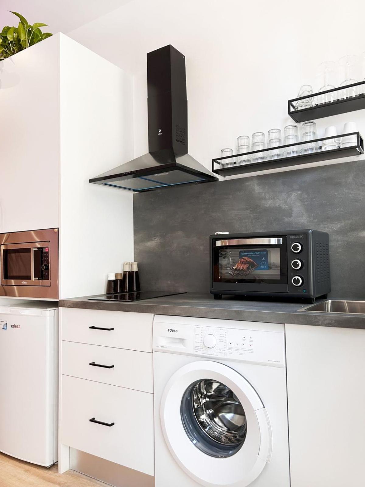 Apartamento Junto A Ruzafa Cerca Del Centro バレンシア エクステリア 写真